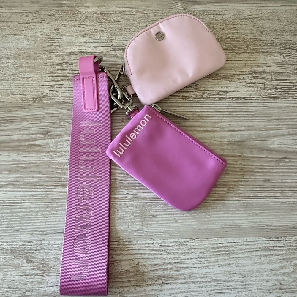 Lululemon Dual Pouch Wristlet Dahlia Mauve + Meadowsweet Pink